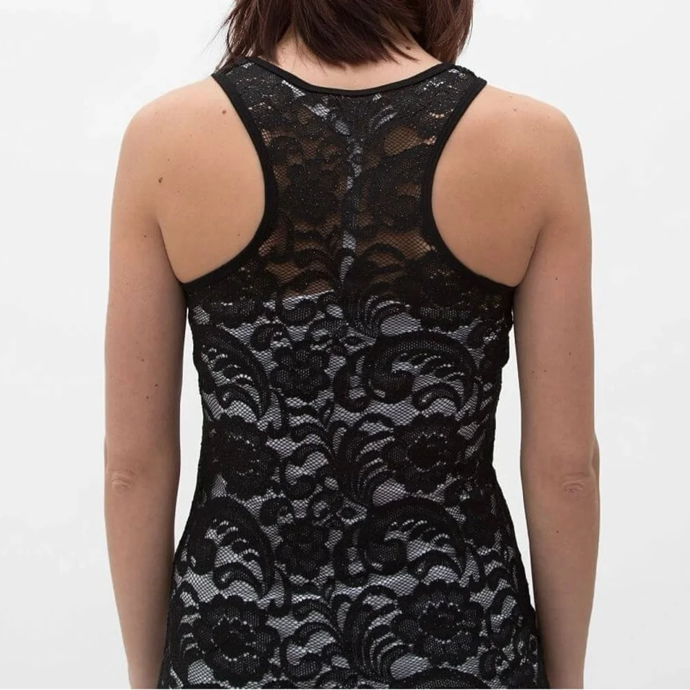 BKE Black Lace Overlay Tank Top M Floral Sheer Lace Sleeveless Made in Canada - Picture 3 of 12